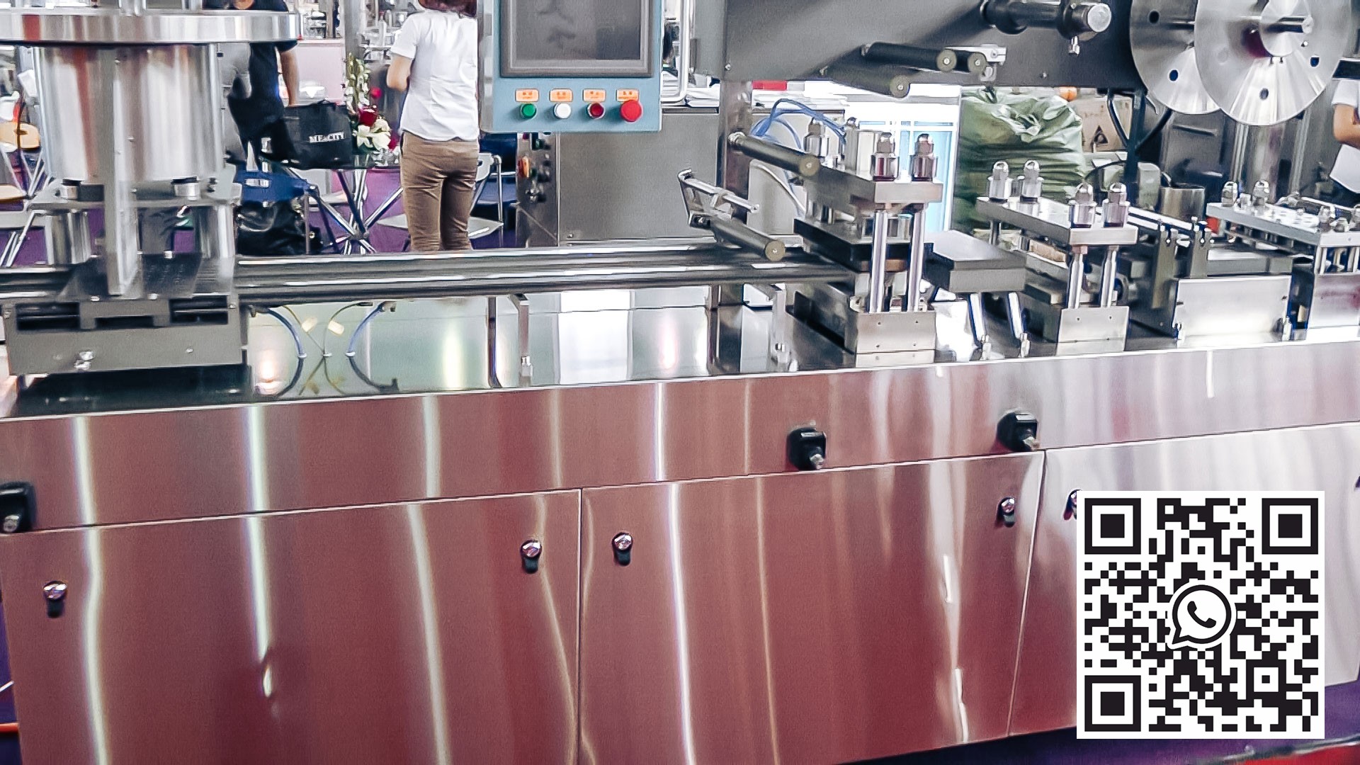 Автоматическое оборудование для упаковки таблеток в алюминиевую блистерную упаковку в фармацевтическом производстве